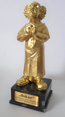 10200   Golden Oscar   (Treuefigur zu 25 Jahre Gilde Clowns)   2014