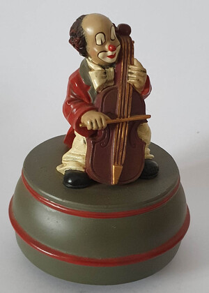 35669   Spieldose Cellist   1996