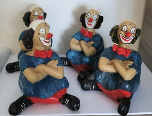 35141 & 14116   Clown, verschränkte Arme   1987