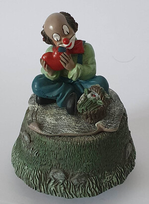 35654.A   Spieldose Herzensbrecher   1996