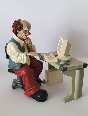 35033   Computerfreak   2005