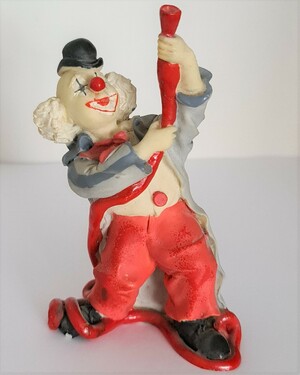 V 027   Clown mit Spritzenschlauch   