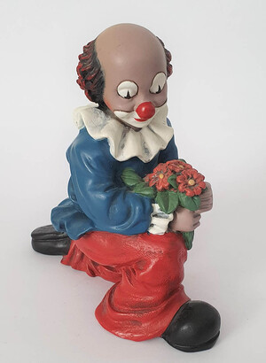 35188-1   Blumenfreund, kniend   2010