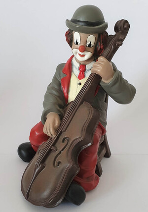35760   Bassist   1998