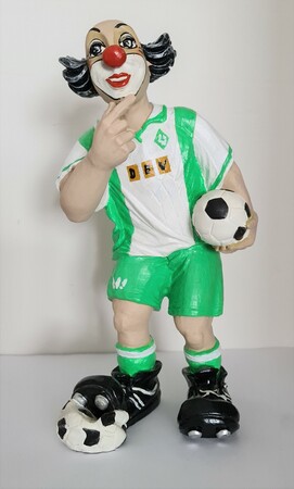 35644-1.B   Fußballer, grünes Trikot   1996